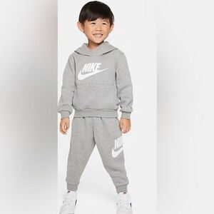 NWT NIKE Baby Boys Gray 2 Piece Athletic Set Hoodie & Joggers - Size 18M